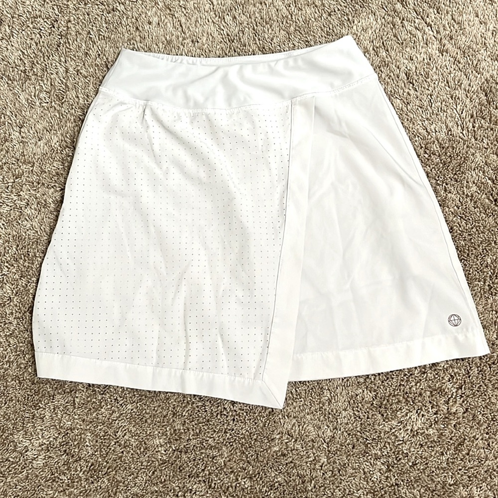 Mondetta Outdoor Project White Asymmetrical Skort